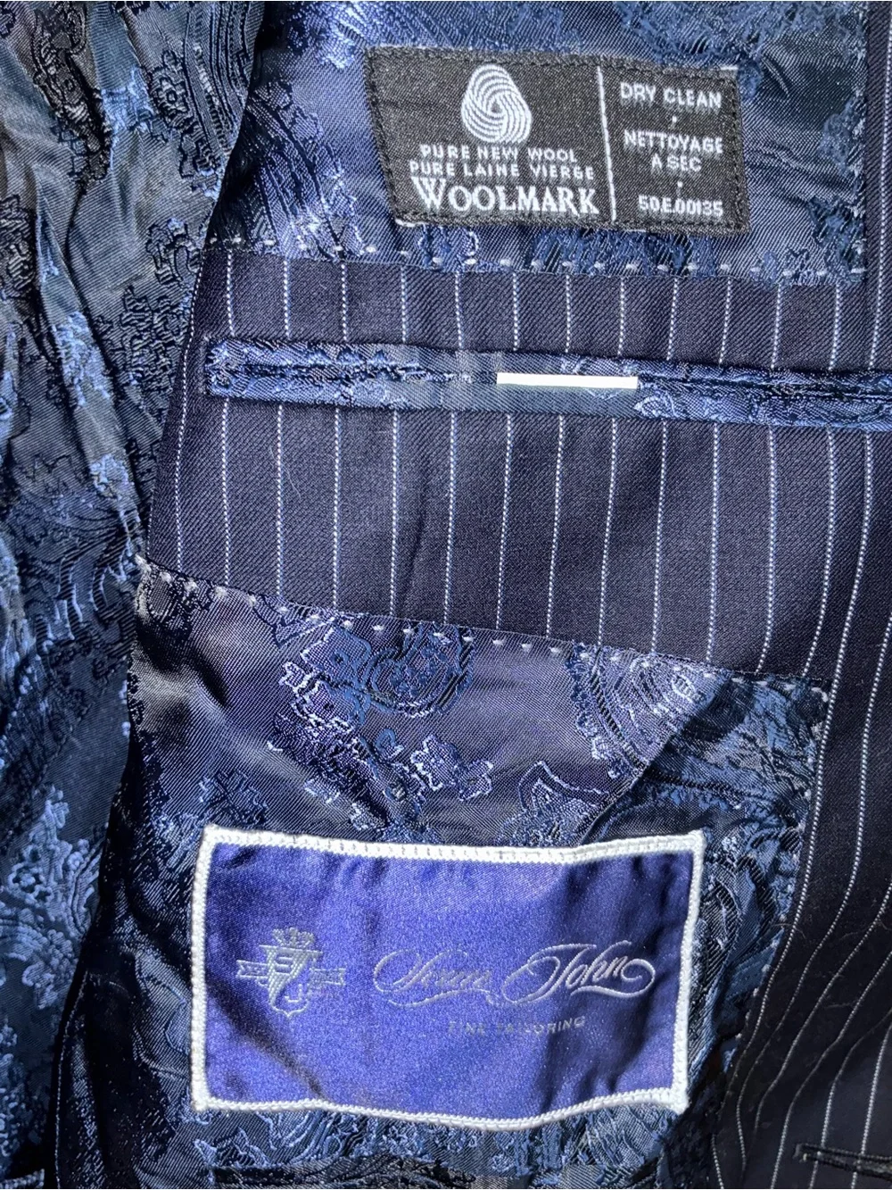 Vintage Saint John Navy Pinstripe Suit Jacket - 100% Pure New Woolmark